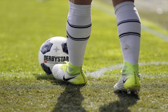 Ab der Saison 2018/2019 spielt auch die Bundesliga mit einem offiziellen Spielball von Derbystar.