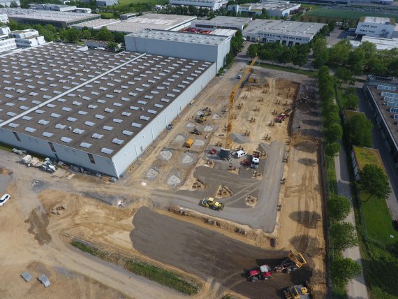 mb-170706-INTERSPORT-Zentrale_Heilbronn_Logistikerweiterung Das Intersport-Logistikzentrum in Heilbronn wurde erweitert.