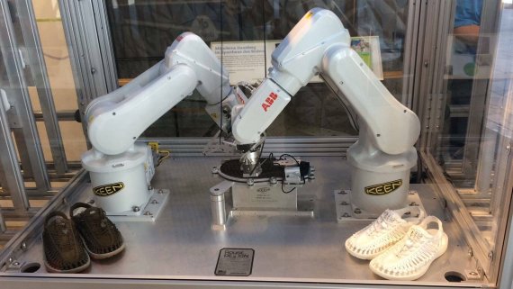 mb-170712-19417144_10155813704041789_8879845684540447756_o The Keen robot at work