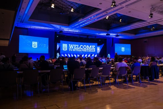 mb-bitsandpretzels2017 The trade fair for business founders, Bits & Pretzels, takes place on September 24 - 26, 2017 at the International Congress Center in Munich.