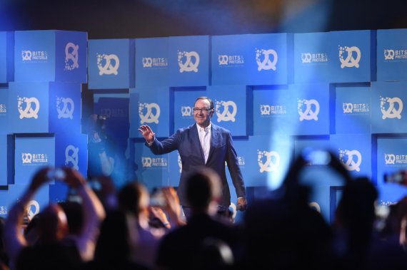 mb-170924-Bits and Pretzels 2017 - Day One - Image by Andreas Gebert - andreas@gebert-fotografiecom - 2173 Hollywood-Star steigt bei Münchner Start-up-Messe ein: Kevin Spacey wird Partner der Bits & Pretzels.