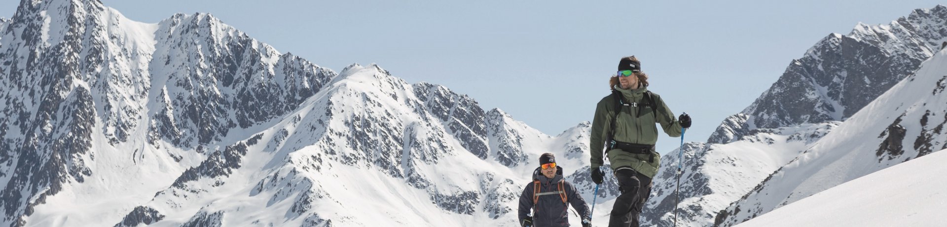 Voll in ihrem Element: Die S-Way VLM+ schützt im Schnee vor UV- und Infrarotstrahlen.