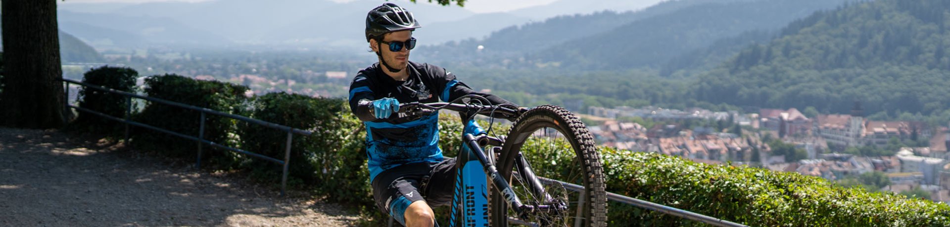 INFRONT vollgefedertes fully E-Mountainbike INFRONT fully vollgefedertes E-Mountainbike