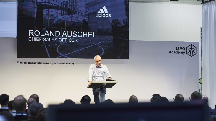 Auf dem Adidas Symposium spricht unter anderem Roland Auschel, Chief Sales Officer von Adidas, über die digitale Zukunft der Branche. 