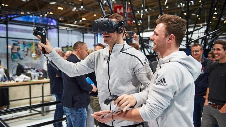 Manuel Neuer (Mi.) at the ISPO Munich 2018 Manuel Neuer (Mi.) at the ISPO Munich 2018