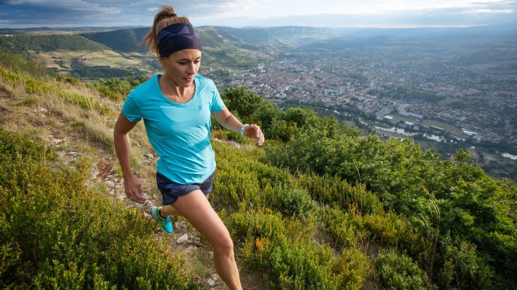 Trend 4, Trailrunning has come to stay: For the majority of runners, the experience of nature is more important than measurable results (according to Salomon, this is the case for 72 percent of runners). Away from the paved paths, Trail Running offers just that: away from the noise of the city, nature on footpaths provides a varied and demanding ambience for a real running experience. Trend 4, Trailrunning has come to stay: For the majority of runners, the experience of nature is more important than measurable results (according to Salomon, this is the case for 72 percent of runners). Away from the paved paths, Trail Running offers just that: away from the noise of the city, nature on footpaths provides a varied and demanding ambience for a real running experience.