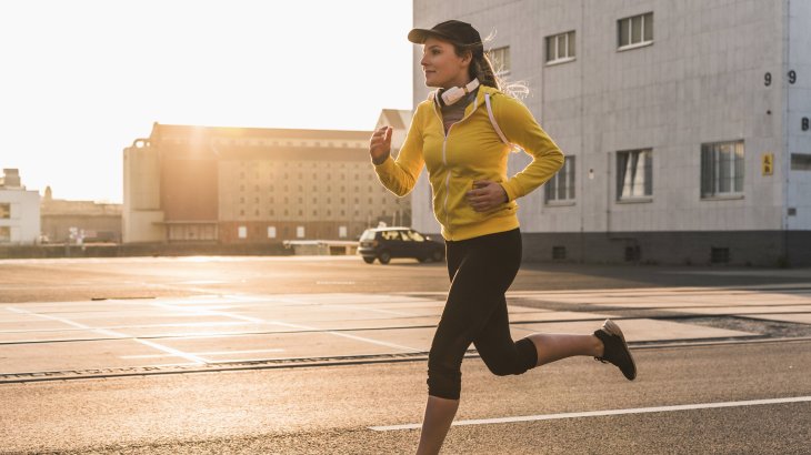 Trend 5, target group women continues to grow: Gone are the days when the sporting goods industry primarily produced for men. Women play a particularly important role as a target group in running. This is also noticeable in influencers, where Puma, with Selena Gomez, Cara Delevingne or the New York City Ballet, for example, deliberately relies on strong women. Trend 5, target group women continues to grow: Gone are the days when the sporting goods industry primarily produced for men. Women play a particularly important role as a target group in running. This is also noticeable in influencers, where Puma, with Selena Gomez, Cara Delevingne or the New York City Ballet, for example, deliberately relies on strong women.