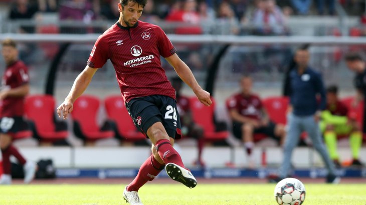 Credit: Imago 1968 war der 1. FC Nürnberg zum letzten Mal Deutscher Meister: Damals in Umbro-Trikots. 2016 kehrte der FCN zurück zum britischen Ausrüster, dessen Vertrag mit dem Bundesliga-Aufsteiger noch bis 2021 läuft.
