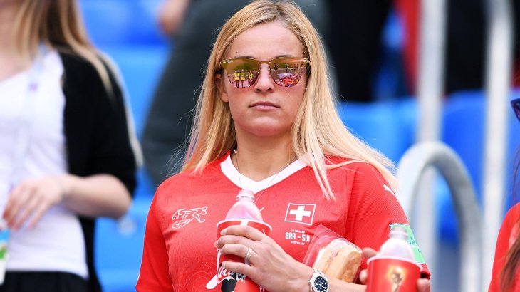 5th Lara Gut, 397,300 Instagram followers: After a long injury break, Lara Gut returned in 2017/18 and was therefore not yet able to follow up on her most successful times. After all, she managed a World Cup victory last season. In the summer of 2018, Gut married Valon Behrami, the Swiss national soccer player.