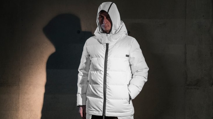 Templa brought a hybrid jacket on the market that makes a good show in the city and the mountains.