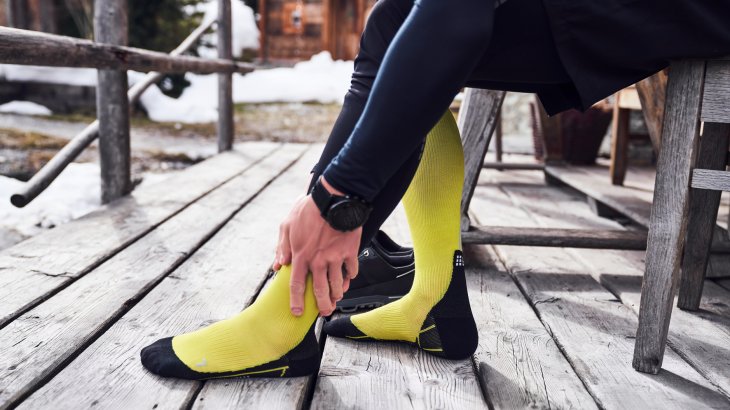 Die Winter Socks in Gelb machen warme Füße im Winter.