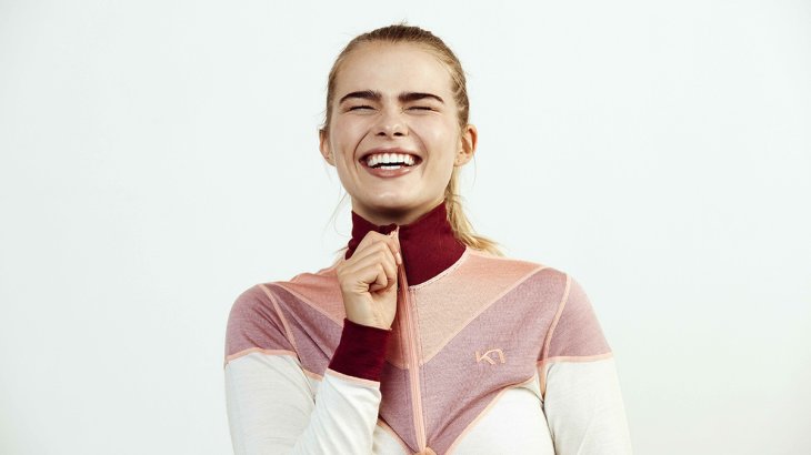The functional underwear of Norwegian freestyle skier Kari Traa is designed by women for women. With her brand, she produces fashionable and functional baselayers that are impressive to look at.