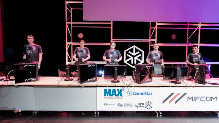 League of Legends Showmatch auf der ES_COM SK Gaming Prime auf der ES_COM