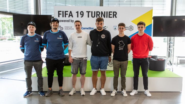 Die Gewinner des FIFA Turniers Die Sieger des FIFA Turniers