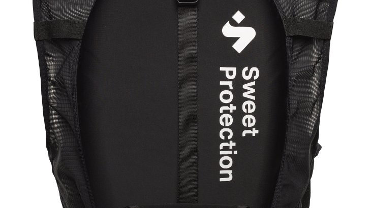 Die Enduro Race Vest bietet praktische Taschen am Rücken und ein Fach für die Trinkblase Die Enduro Race Vest bietet praktische Taschen am Rücken und ein Fach für die Trinkblase