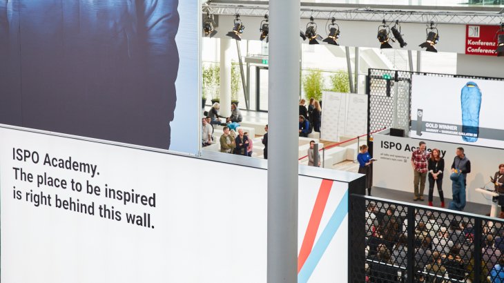 Die ISPO Academy Bühne im Eingang West der ISPO Munich 2020 Die ISPO Academy Bühne im Eingang West der ISPO Munich 2020