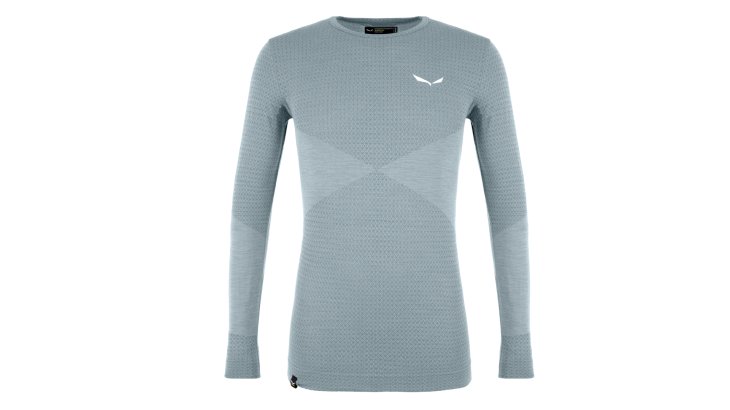 Die Zebru Baselayer Line für Herren und Damen umfasst T-Shirts, Longsleeves und Tight Pants in je vier verschiedenen Versionen. Die Zebru Baselayer Line für Herren und Damen umfasst T-Shirts, Longsleeves und Tight Pants in je vier verschiedenen Versionen.