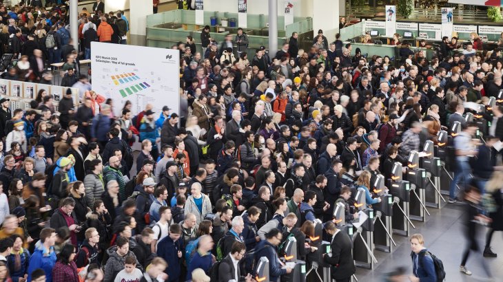 On Sunday morning, the wait was over: Even before the gates to ISPO Munich 2020 opened, hundreds of trade visitors were already waiting at the entrances.