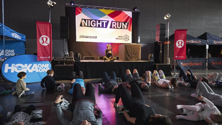 Neben den Läufen konnten Interessierte an Workshops und Produkttests von Partnern und Sponsoren des Night Runs teilnehmen. Neben den Läufen konnten Interessierte an Workshops und Produkttests von Partnern und Sponsoren des Night Runs teilnehmen.
