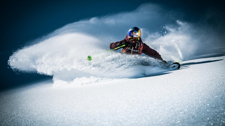 mb-151130-Michael_Werlberger_150207_St_Anton-4310 Nadine Wallner im Tiefschnee.