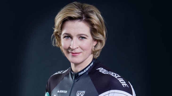mb-Pechstein-1 Claudia Pechstein präsentiert den neuen Rockwell Helm