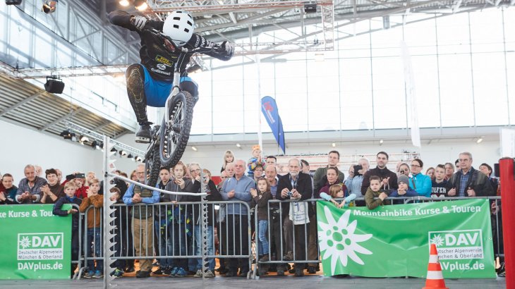 mb-free_4 Hoch hinaus geht's beim Deutschen Alpen Verein nicht nur beim Wandern: Auch mit dem Mountainbike sind große Sprünge möglich.
