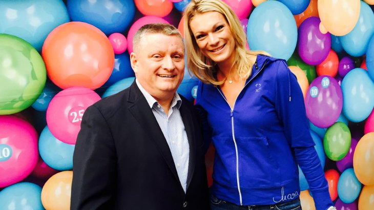 mb-en-Riesch-Groehe Two people, that take a stand for the health of people: Minister of Health Hermann Gröhe and Maria Höfl-Riesch, who conveys a healthy lifestyle as Gröhe's prevention ambassador.