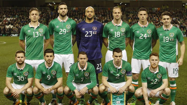 mb-EM-Trikot-17 Die Boys in Green tragen in Frankreich klassisch grün-weiße Trikots von Umbro.