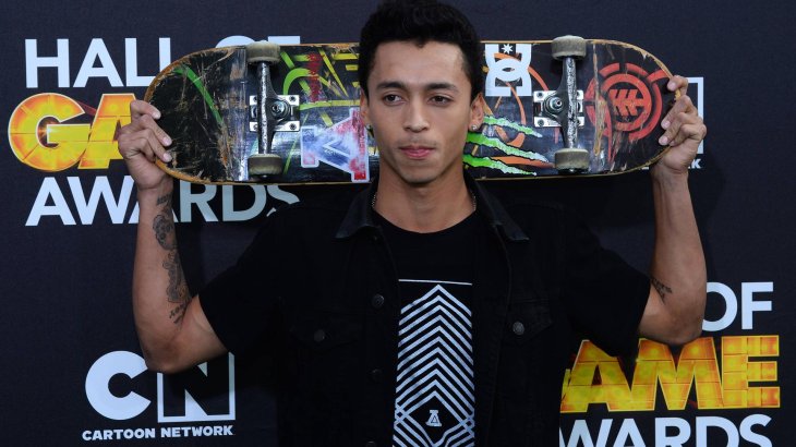 mb-en-nyjah-huston-skateboard-2 Golden boy and fan favorite: Nyjah Huston has 2.2 million Facebook fans.