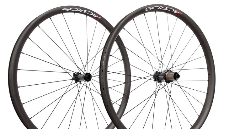 mb-Acros-Wheel-Trends-2017 Das A-Wheel 27,5" ED RACE CARBON LRS von Acros: Der Laufradsatz mit nur 1440g und einer Innenweite von 29mm.