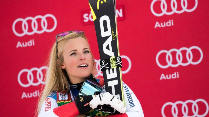 mb-161201-lara-gut-siegerfoto-soelden-riesenslalom-head-worldcup-rebels Lara Gut fährt als Allrounderin auch Siege im Riesenslalom ein und ist mit dem Head Worldcup Rebels unterwegs.
