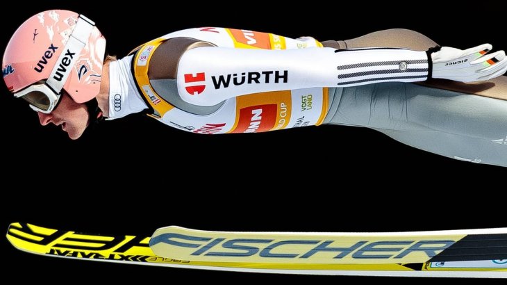 mb-161223-wuerth The logo of the screw manufacturer Würth can be seen on Severin Freund's upper arm just like on all other German jumpers. Just like the DSV, Würth is official partner of Freund.