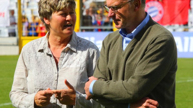 mb-170201-danner-rummenigge 1995 übernahm Danner den Posten als Managerin der Frauenfußballabteilung.