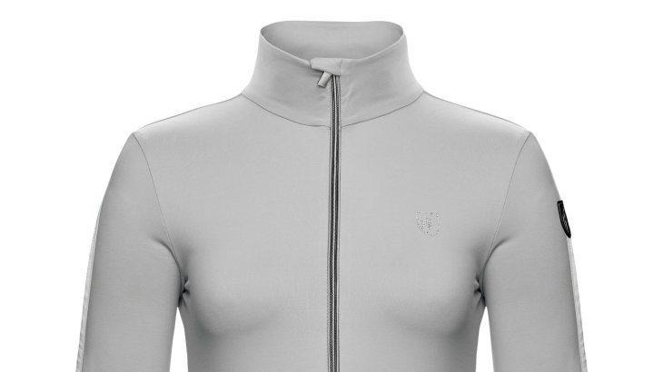 mb-170202-Wmn_Lucinda_S_129_FR Für einen hohen Komfort beim Skivergnügen: Die Toni Sailer-Midlayer-Kollektion.