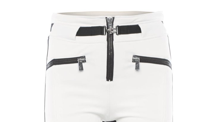 mb-170202-Wmn_Anais_201_FR Maximale Bewegungsfreiheit und ein sportiver Look: Das sind die Jet-Pants von Toni Sailer.