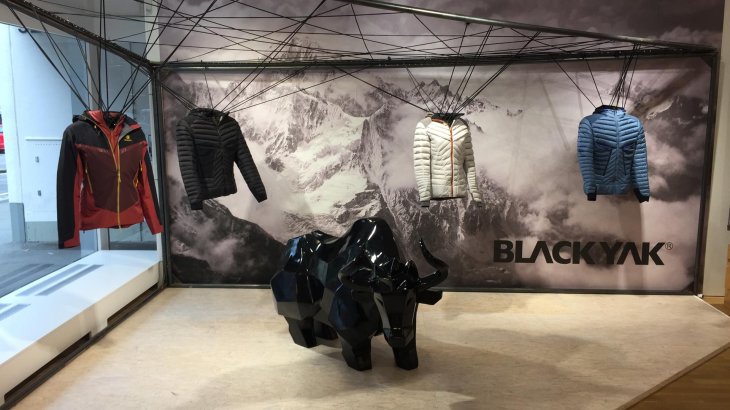 The customers and retailers feedback is important for the development of BLACKYAKs products. 