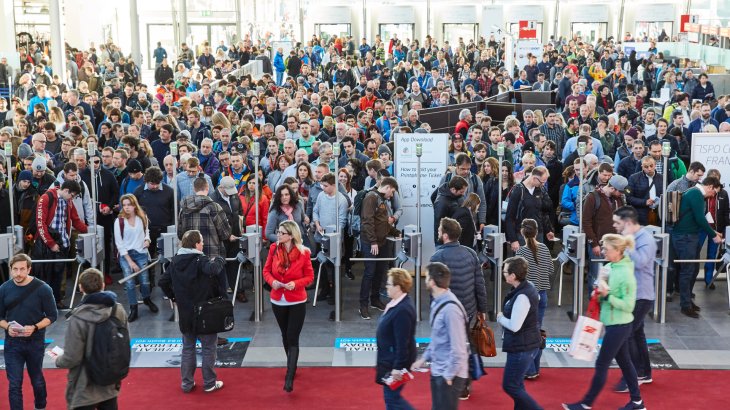 mb-170205-ISPO_Munich_2017_jf_0003 Um Punkt 9:00 Uhr öffnete die ISPO MUNICH ihre Tore.