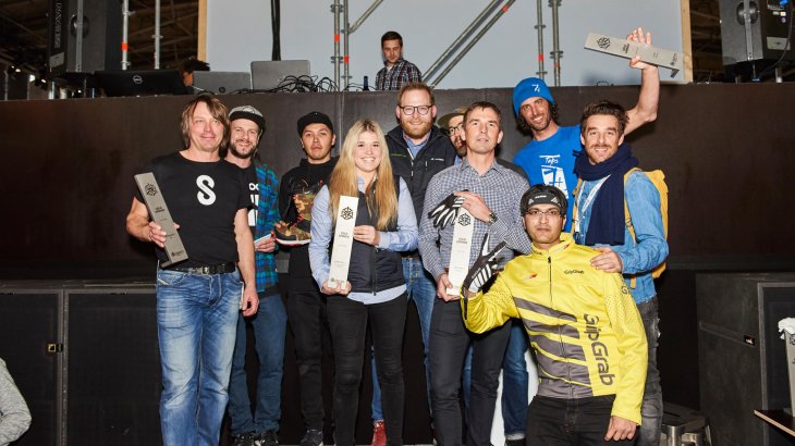 mb-170205-ispo-munich-2017-jf-0541 Group photo with all of the GOLD WINNERs in the Action segment.