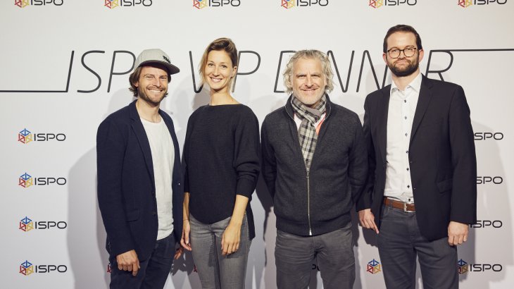 mb-170208-ISPO_Munich_2017_jf_2329 Marius Keckeisen (Sales & Marketing Blackroll), Eefie van den Ven, Jürgen Dürr (Gründer Blackroll) und Bernhard Mathias