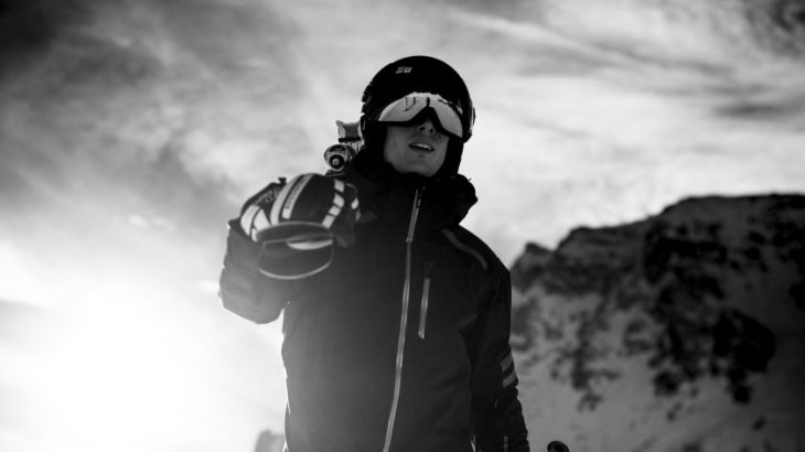 mb-170202-IA17_556-Rossignol Die ATELIER COURSE JKT von ROSSIGNOL ist GOLD WINNER beim ISPO AWARD 2017. Mit neuartigem Karbon/Basalt-Gewebe für Verstärkungen und innovativem Belüftungssystem.