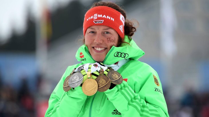 mb-161223-imago23211262h Laura Dahlmeier also made quite a stir at the 2016 World Cup: one gold, one silver, and three bronzes.