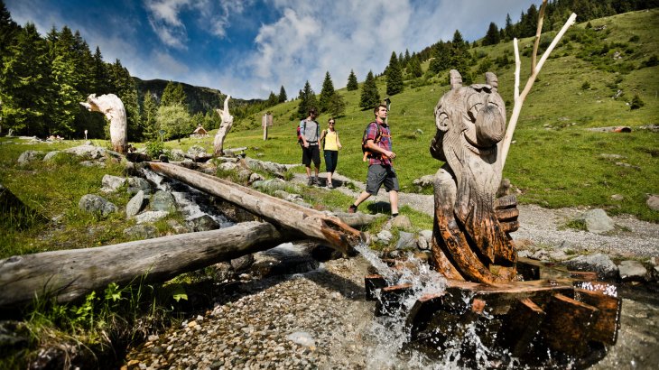 mb-170707--Outdoor Aktiv-3 Themenwege und Treks aller Schwierigkeitsgrade prägen das Wanderwegenetz