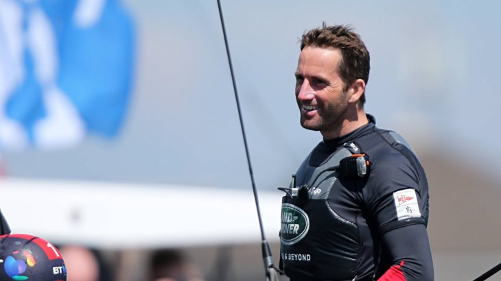 Aboard his race boat professional sailor Sir Ben Ainslie wears modest sports textiles. This changes dramatically after competition: Then the four times Olympic champion Ainslie sticks with the handsome things he is sponsored with: Apparel brand Henry Lloyd and Zenith luxury watches for example. But also Land Rover is one of his 'noble' supporters.