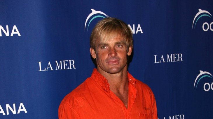 Big wave surfer Laird Hamilton hasn't got much trophies actually. But he is one of surfing sports' greatest innovators. And his self-made sponsor so to say: Hamilton is inventor of Golf Board, a 'board for the golf course'. He is also promoter of his own apparel, super food and workout.
