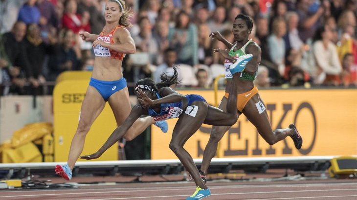 mb-170813-imago29404704h Auf Platz 1 gestürzt: Beim Ziel-Finish setzt 100-Meter-Siegerin Tori Bowie ihre blauen Adidas-Schuhe in Szene.