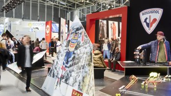 Branchengrößen und aufstrebende Neulinge präsentieren im Snowsports-Bereich die ganze Bandbreite des Wintersports