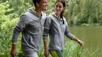 100% Eco: Der Thermofleece-Midlayer von Vaude besteht aus biologisch abbaubaren Micropartikeln. 
