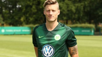 Der VfL Wolfsburg wird einmal mehr von Volkswagen unterstützt, der geschätzte 20 Millionen Euro für die Werbung auf der Brust ausgibt.