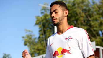 Keine Überraschung: Bei RB Leipzig prangen die beiden Stiere des österreichischen Getränkeherstellers Red Bull.