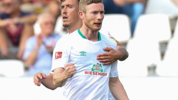 Der Ausrüstervertrag mit Nike ist bei Werder Bremen im Sommer ausgelaufen. Neuer Ausrüster der Hanseaten ist Umbro für derzeit fünf Saisons.